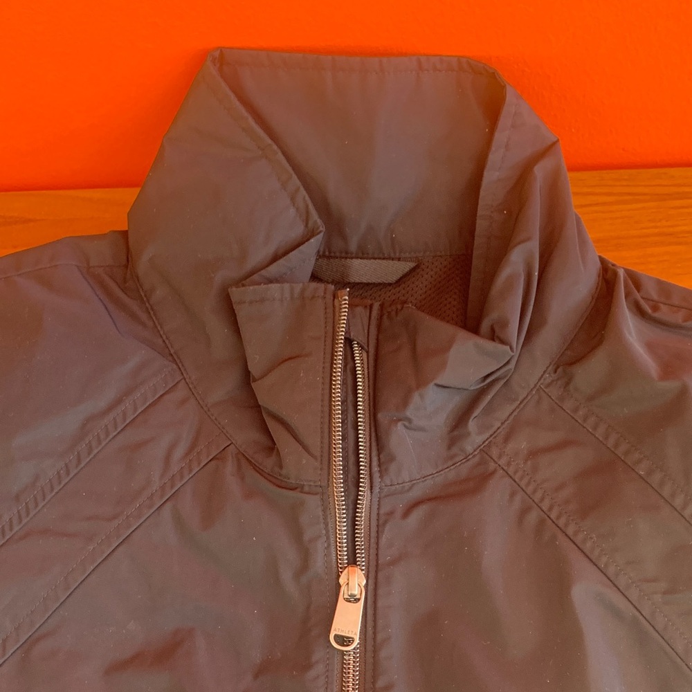 Athleta Westerly Black (100%) polyester windbreaker /water resistant Mesh Jacket
